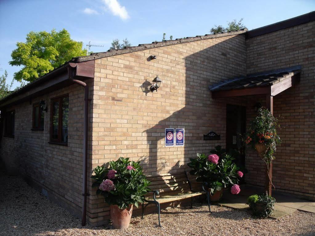 Home From Home Bed And Breakfast CBG Extérieur photo